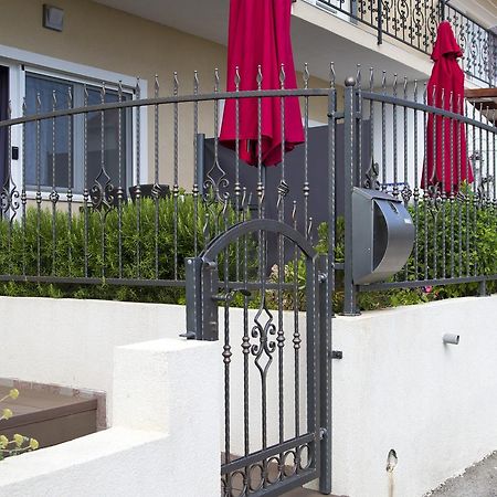 Apartments Marjan ポドストラナ エクステリア 写真