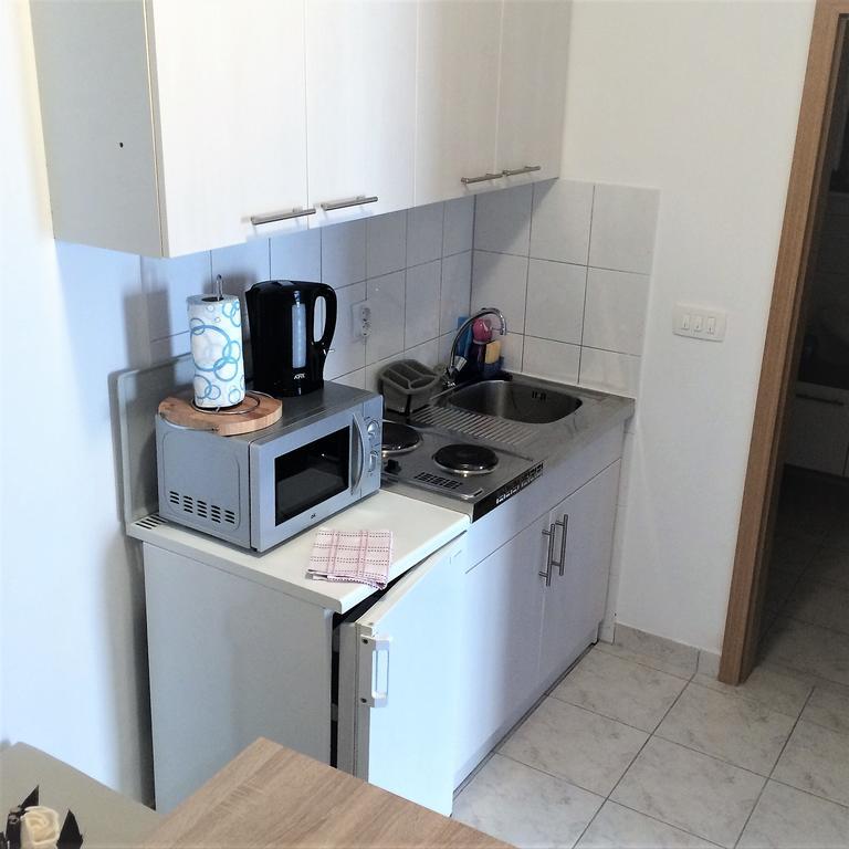 Apartments Marjan ポドストラナ エクステリア 写真